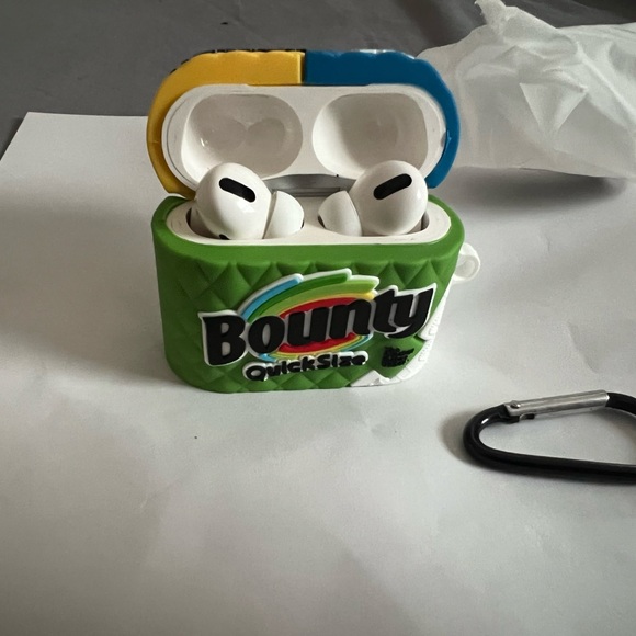 Air pro case brand new I have lots to choose from - Picture 15 of 16